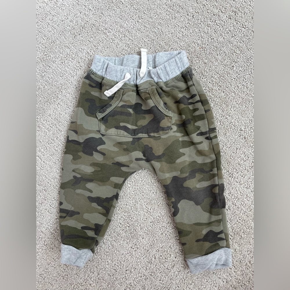 Gap joggers